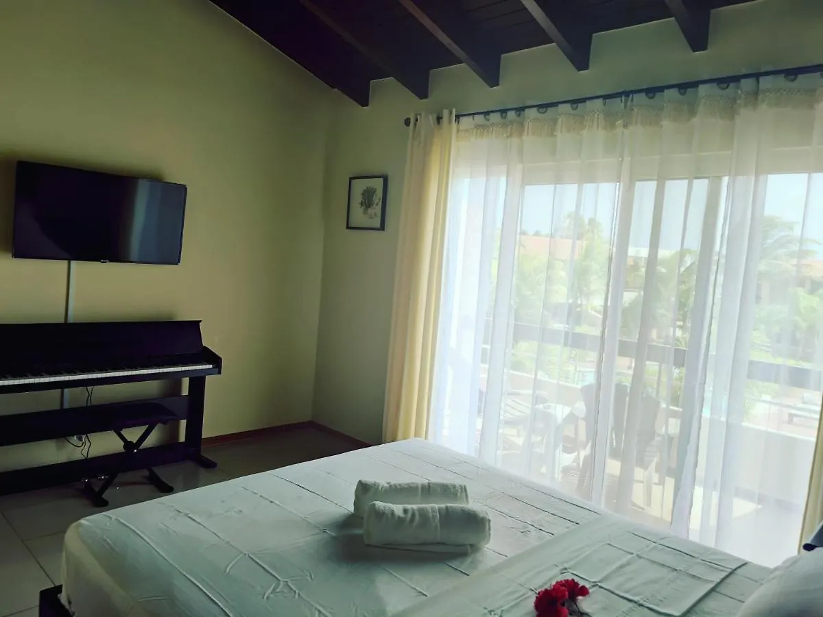 Apartamento Jardines del Mar Palm Beach 0*,