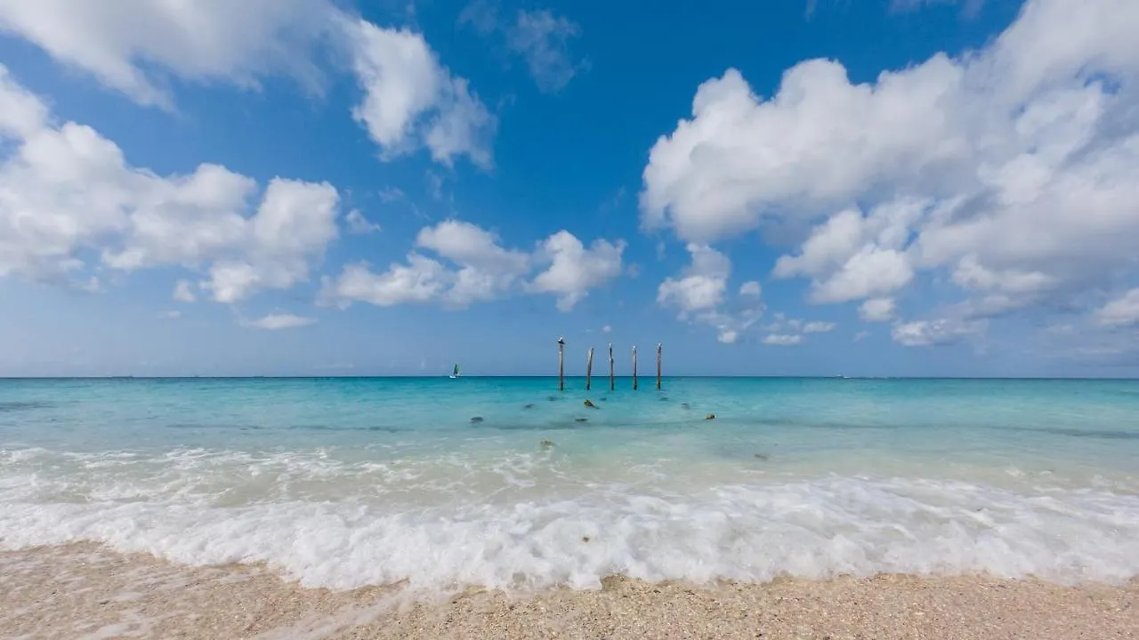 Apartamento Jardines del Mar Palm Beach Aruba